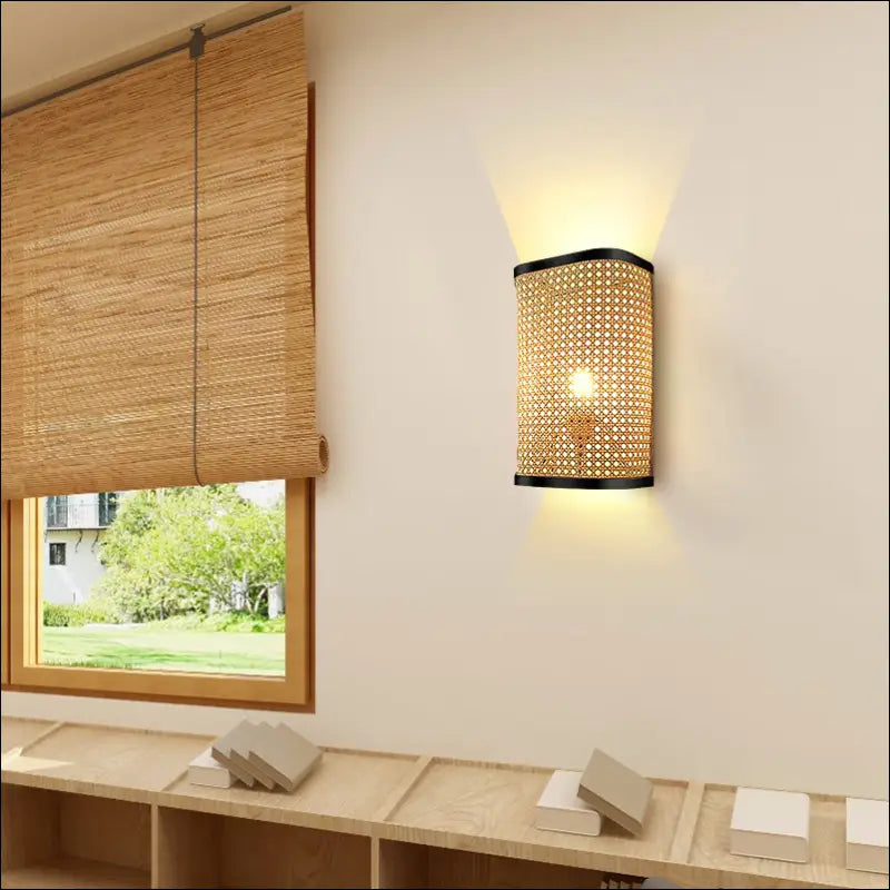 Hawaiian Breeze Rattan Sconce™