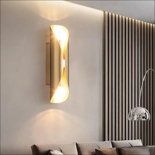 Light Luxury Living Room Wall Lamp